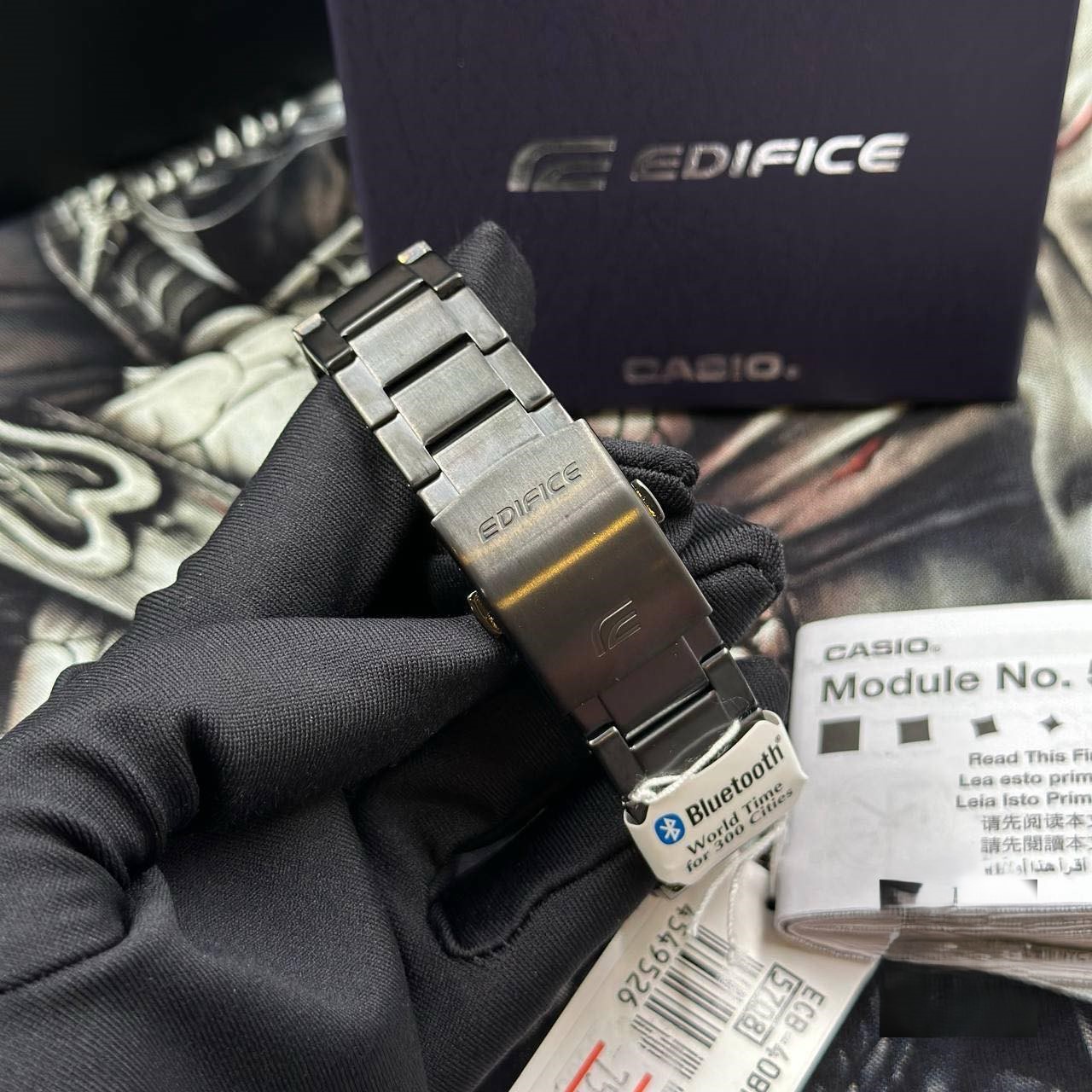 montre classique homme casio edifice ecb 40bk 1adf – bluetooth, chronographe, Étanche, bracelet résine noire – référence ecb 40bk 1adf