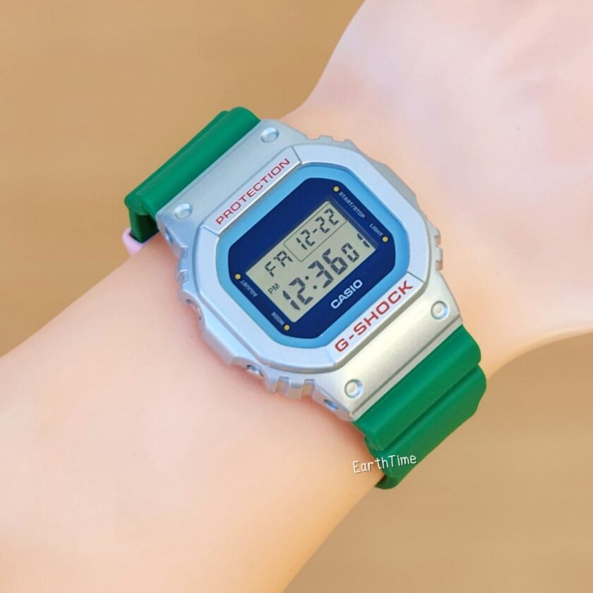 montre classique homme casio g shock dw 5600eu 8a3dr – digital, résistante aux chocs, Étanche 200m, bracelet résine – gris – référence dw 5600eu 8a3dr