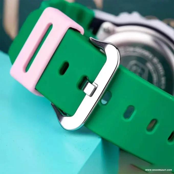 Montre Classique Homme - Casio G-SHOCK - DW-5600EU-8A3DR – Digital, Résistante aux chocs, Étanche 200m, Bracelet Résine – Gris – Référence DW-5600EU-8A3DR