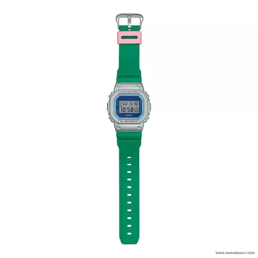 montre classique homme casio g shock dw 5600eu 8a3dr – digital, résistante aux chocs, Étanche 200m, bracelet résine – gris – référence dw 5600eu 8a3dr