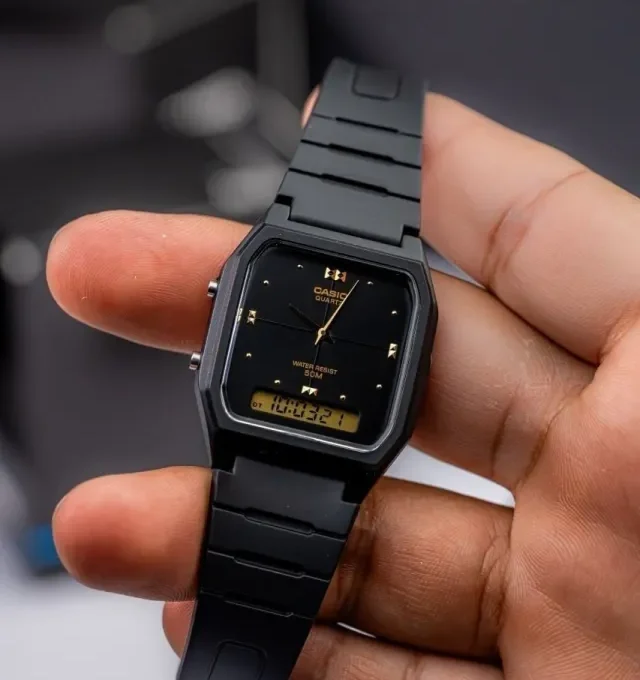 Montre Classique Homme Casio AW-48HE-1AVDF - Double Affichage Analogique et Digital, Résistante à l’Eau, Bracelet Résine, Noir - Référence AW-48HE-1AVDF