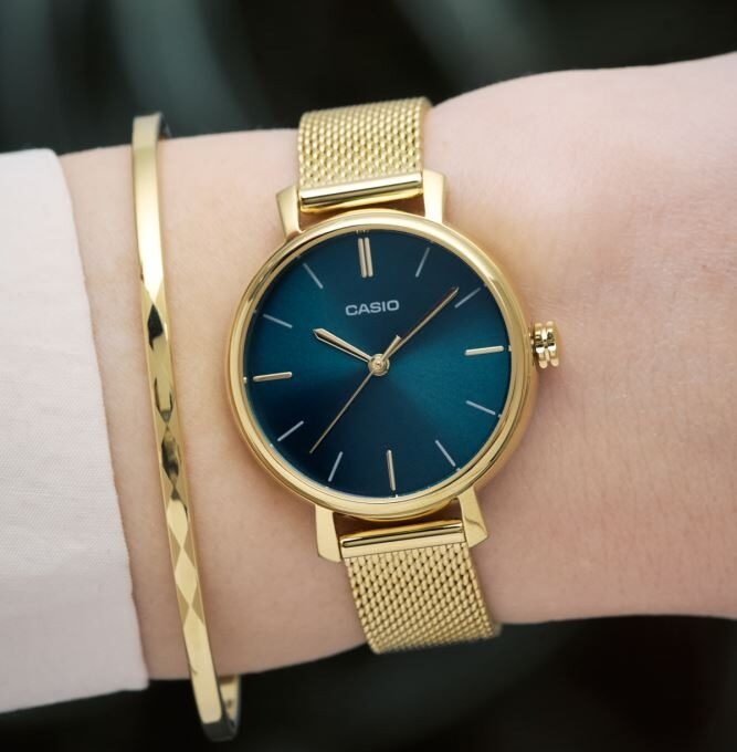 Montre Classique Femme - Casio LTP-2024VMG-3CDR - Bracelet Acier Doré, Cadran Vert, Quartz, Étanche - Boutique Aïwatch