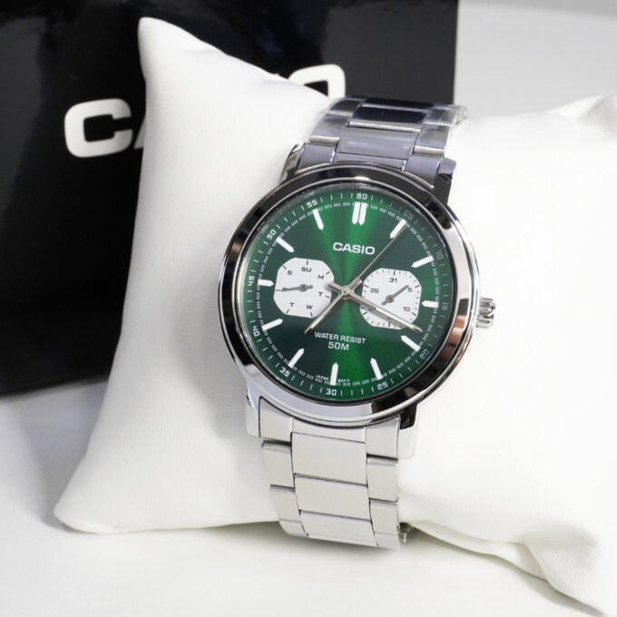 montre classique homme casio acier inoxydable, Étanche 50m, bracelet métal, cadran vert réf. mtp e335d 3evdf