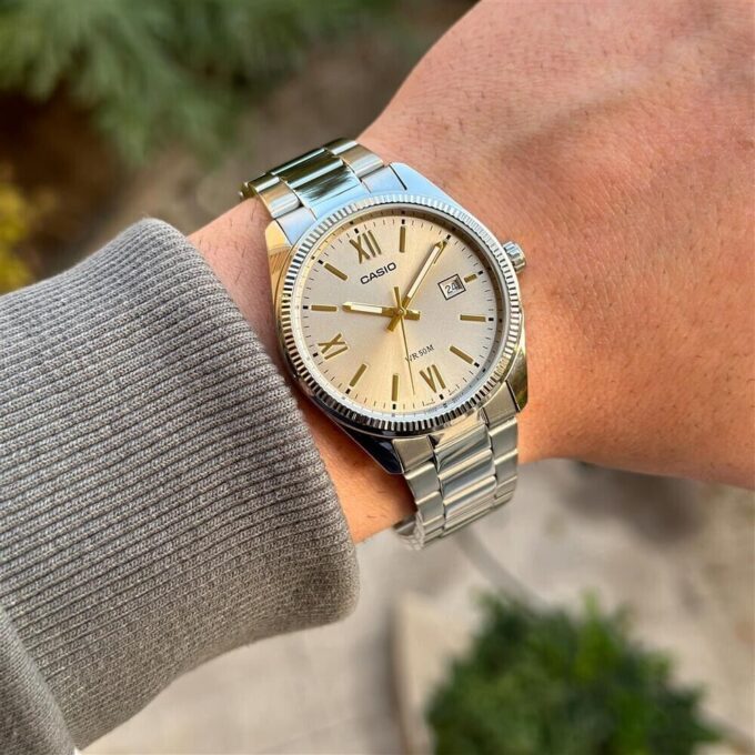 Montre Classique Homme Casio MTP-1302DD-9AVDF – Acier Inoxydable, Bracelet Métal, Cadran Doré, Étanche – Boutique Aïwatch