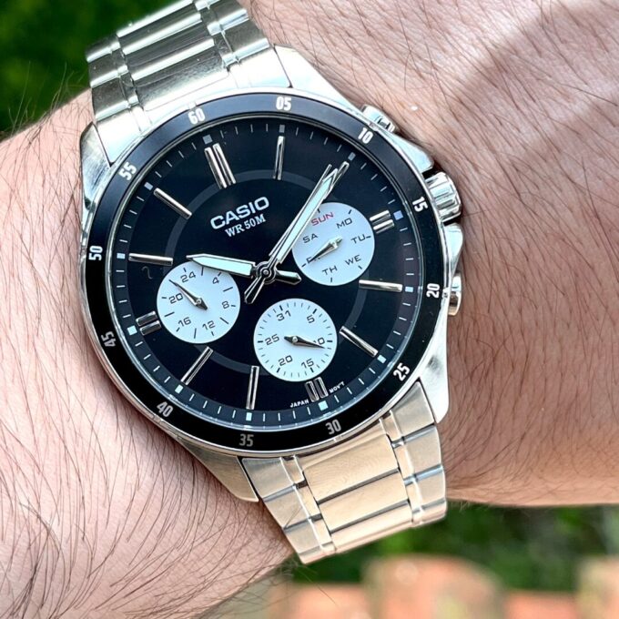 Montre Classique Homme - Casio MTP-1374D-1A3VDF - Acier Inoxydable, Bracelet Métal, Cadran Noir, Étanche - Boutique Aïwatch