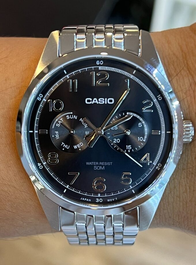 montre classique homme casio mtp e340d 1avdf acier inoxydable, bracelet métal, Étanche, affichage analogique argenté/noir référence mtp e340d 1avdf