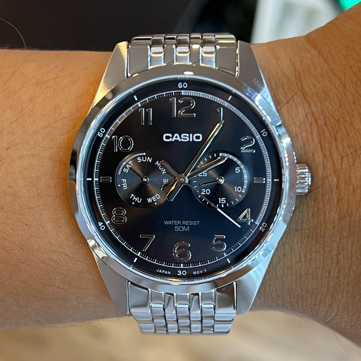 montre classique homme casio mtp e340d 1avdf acier inoxydable, bracelet métal, Étanche, affichage analogique argenté/noir référence mtp e340d 1avdf