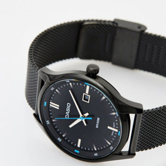 Montre Classique - Casio - Homme - Analogique, Résistante à leau, Design Élégant, Index Gradués - Acier Inoxydable - Noir - MTP-E710MB-1AVDF