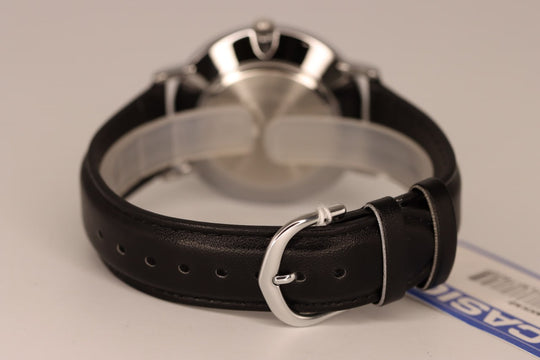 Montre Analogique Casio Homme - MTP-VT01LM-7A - Bracelet en Cuir et Résistance à l'Eau - Verre Minéral - Design Sophistiqué