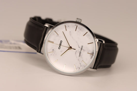 Montre Analogique Casio Homme - MTP-VT01LM-7A - Bracelet en Cuir et Résistance à l'Eau - Verre Minéral - Design Sophistiqué