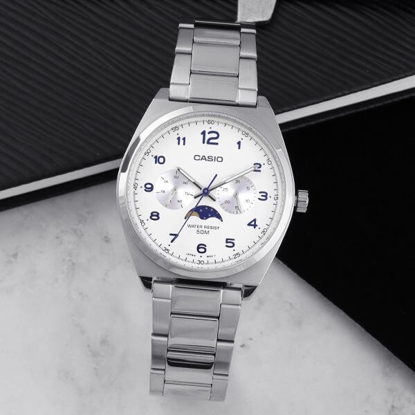 Montre Classique Homme - Casio - Analogique - Phase de Lune, Date, Jour, Étanche 50M - Acier Inoxydable - Blanc - MTP-M300D-7AVDF