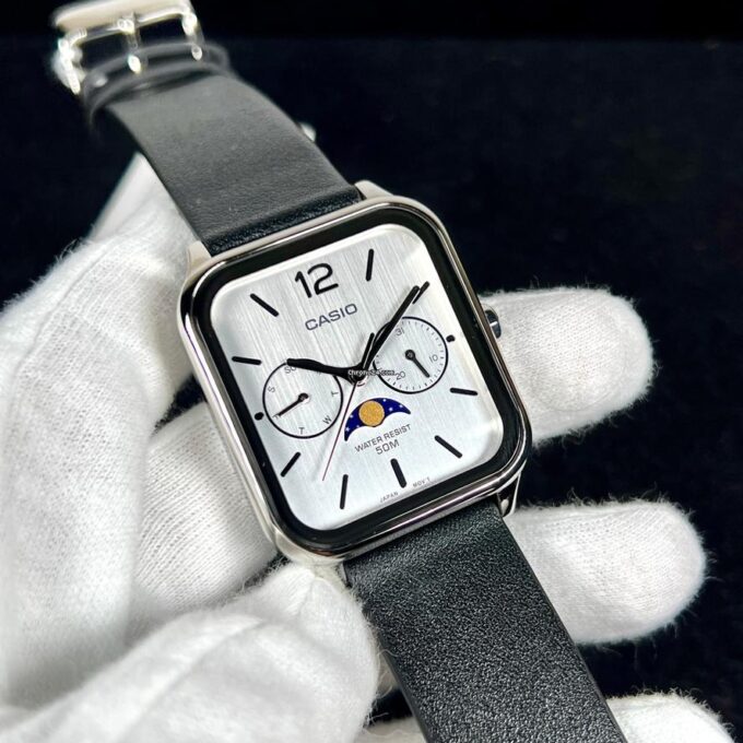 Montre Homme - Casio - Classique - Phase de Lune, Quartz, Étanche 50M, Cadran Blanc, Bracelet Cuir Noir - Référence MTP-M305L-7AVDF