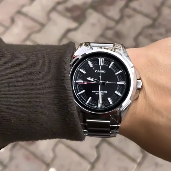 Montre Classique - Casio - Homme - Design Élégant, Bracelet Acier Inoxydable, Résistance à lEau, Mouvement Quartz - Acier - Argent - Référence MTP-RS100D-1AVDF