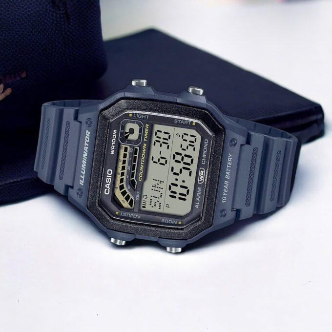 Montre Casio WS-1600H-2AVDF pour Homme - Résine Bleue, 100m Étanche, Chronographe et Alarme - Bleue