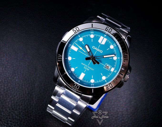 Montre Classique - CASIO - Homme - Design Élégant, Bracelet Acier, Résistante à lEau, Mouvement Quartz - Acier Inoxydable - Bleu - Référence MTP-VD01D-3E2VUDF