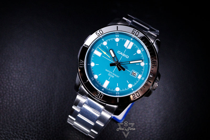 montre classique casio homme design Élégant, bracelet acier, résistante à leau, mouvement quartz acier inoxydable bleu référence mtp vd01d 3e2vudf