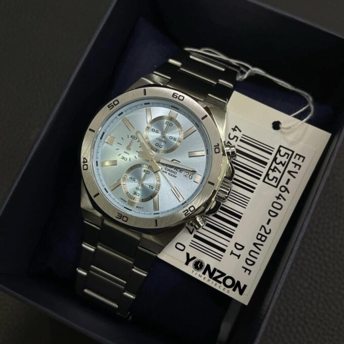 Montre Classique Homme - CASIO EDIFICE - Design Élégant, Bracelet Acier Inoxydable, Étanche 100M, Mouvement Quartz - Acier - Bleu - Référence EFV-640D-2BVUDF