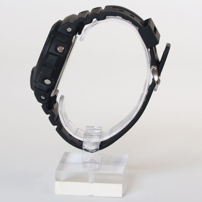 Montre Casio G-Shock Homme DW-6900WD-1DR – Résistante aux chocs, Étanche 200m, Chronomètre, Alarme – Résine – Noir – Référence DW-6900WD-1DR