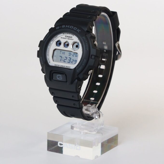 Montre Casio G-Shock Homme DW-6900WD-1DR – Résistante aux chocs, Étanche 200m, Chronomètre, Alarme – Résine – Noir – Référence DW-6900WD-1DR