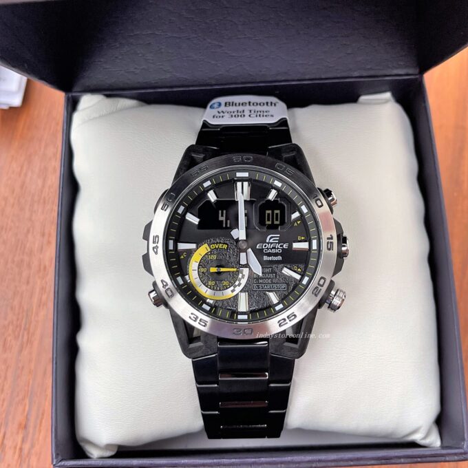 Montre Casio Edifice Homme Chronographe, Bluetooth, Acier Inoxydable, Fibre de Carbone, World Time - Noir - ECB-40DC-1ADF
