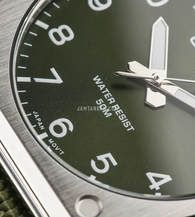 Montre Casio Homme Chronographe Acier Inoxydable, Étanche, Bracelet Métal, Affichage Analogique-Numérique, Vert - Référence MTP-E730C-3AVDF