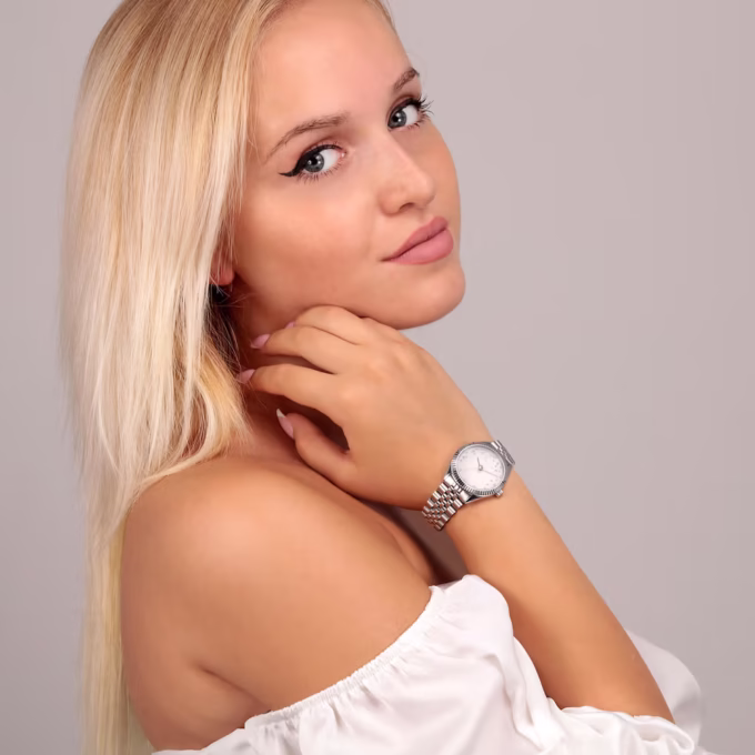 Montre Femme MORELLATO Magia – Quartz, Boîtier Laiton Inox 32mm, Bracelet Métal Argent, Verre Minéral, Fermoir Déployant - R0153165507