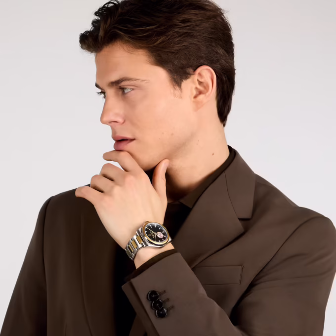 Montre Automatique Maserati - Homme - Étanche 100m, Cadran Noir à Cœur Ouvert, Boîtier Rond 41mm - Acier Inoxydable - Bracelet Argent-Or - R8823152001