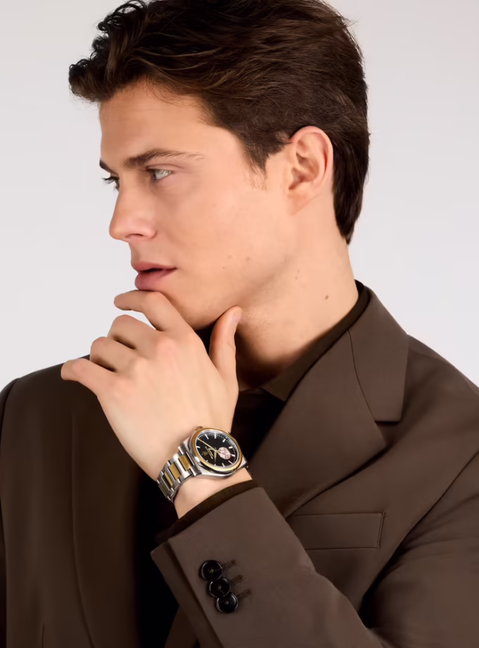 Montre Automatique Maserati - Homme - Étanche 100m, Cadran Noir à Cœur Ouvert, Boîtier Rond 41mm - Acier Inoxydable - Bracelet Argent-Or - R8823152001