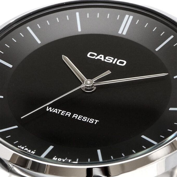 Montre homme Casio MTP-VT04D-1EDF – Acier inoxydable, 46×40 mm, verre minéral, bracelet métal, étanche, autonomie 3 ans, référence MTP-VT04D-1EDF