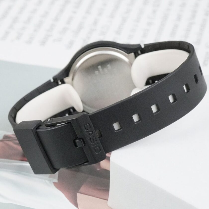 montre casio lq 24b 1bdf femme analogique, Étanche, bracelet résine bio boîtier 36.1 × 31.5 mm résine noir autonomie 3 ans lq 24b 1bdf