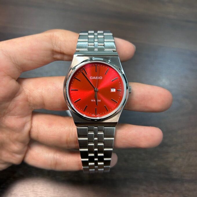 Montre Homme Casio MTP-B145D-4A2VDF - Acier Inoxydable, Bracelet Acier, Etanche 50 M, Verre Minéral, Date - Argenté