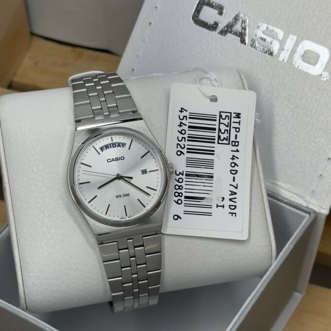 Montre Homme Casio MTP-B146D-7AVDF – Acier inoxydable, 40,8 mm, Bracelet acier, Résistante 50m, Affichage jour/date, Précision ±20s/mois, Verre minéral, 3 ans autonomie