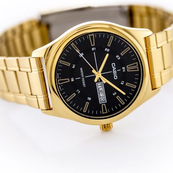 Montre Analogique Homme - Bracelet Acier Inoxydable Plaqué Or - Résistant à lEau - Affichage Jour et Date - Chronographe - Verre Minéral - Boîtier 45,1 mm - Fermoir Triple - MTP-V006G-1CUDF