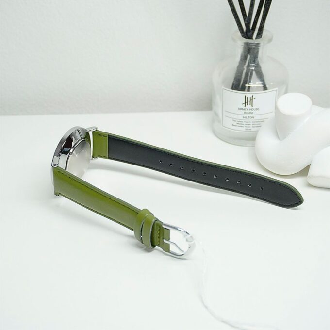 Montre analogique Casio Pour Homme, Minimaliste, Bracelet en Cuir Vert, Cadran Beige Concave, 3 Aiguilles - MTP-VT03L-7BDF