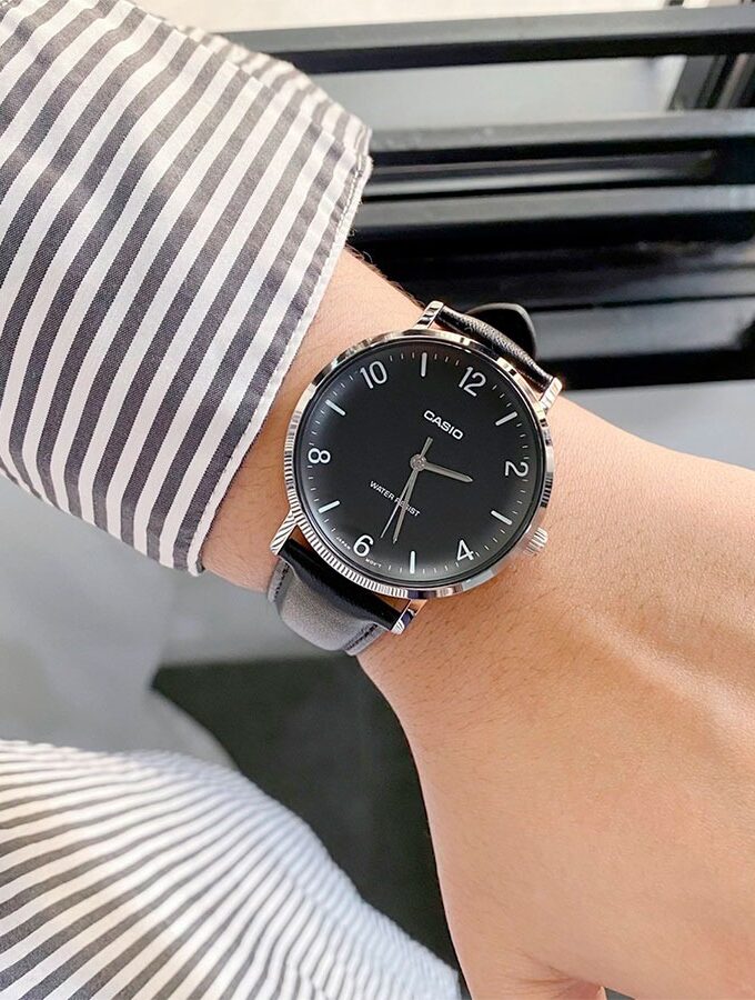 Montre Analogique Casio Pour Homme, Bracelet en Cuir Noir Minimaliste, Cadran Noir Concave, 3 Aiguilles - MTP-VT03L-1BDF