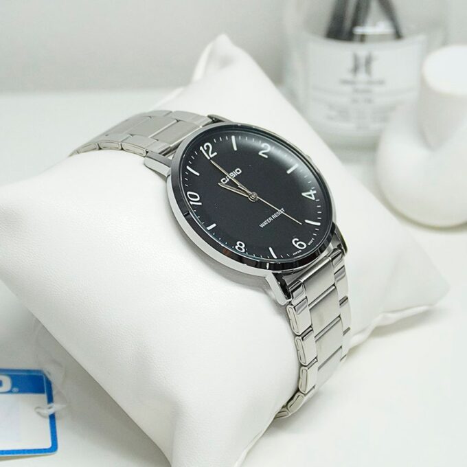 Montre Analogique Casio Pour Homme, Minimaliste, Bracelet en Acier Gris, Cadran Noir Concave, 3 Aiguilles - MTP-VT03D-1BDF