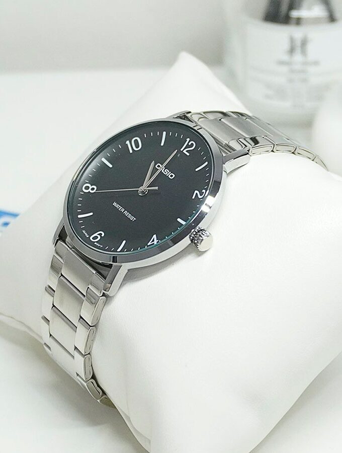 Montre Analogique Casio Pour Homme, Minimaliste, Bracelet en Acier Gris, Cadran Noir Concave, 3 Aiguilles - MTP-VT03D-1BDF