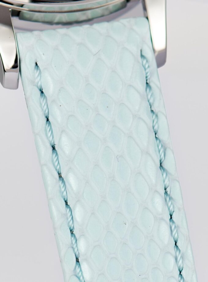 Montre Homme Chronographe Quartz Suisse Jacques Lemans 1-2151C – Acier Inoxydable Rond Argent Verre Minéral – Cadran Bleu Clair Bracelet Bleu Clair – 38mm – 5ATM – Garantie 2 Ans