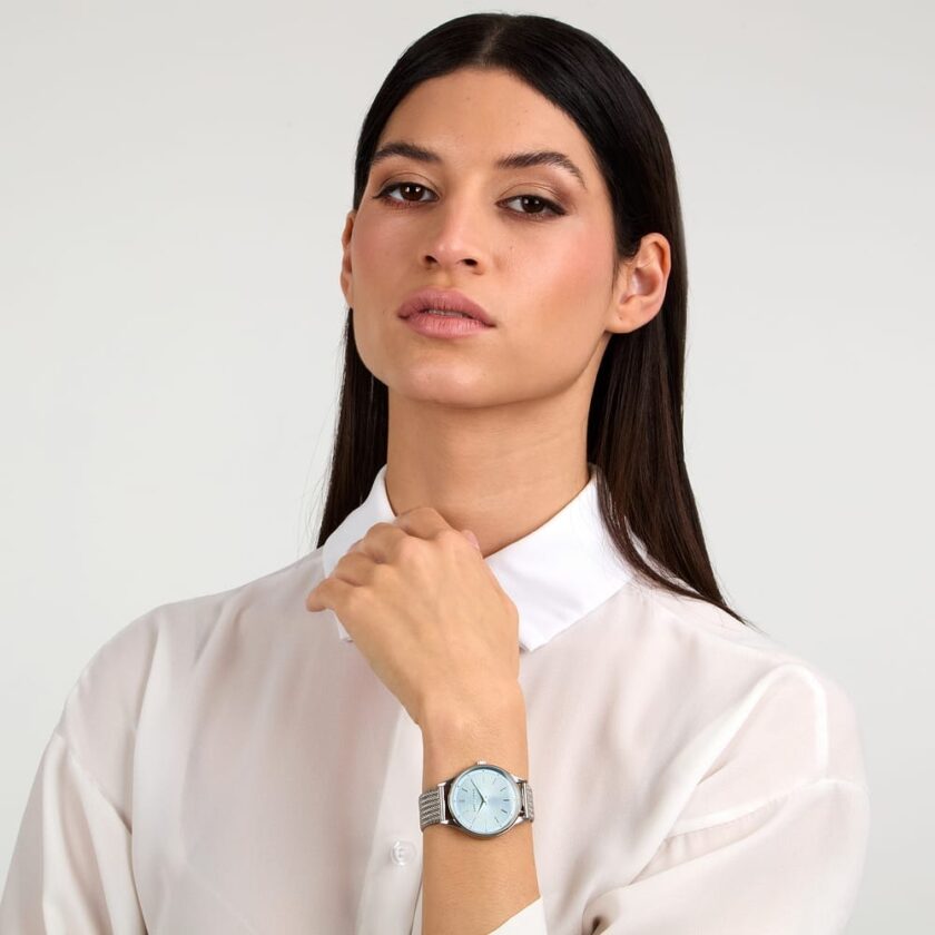 montre femme trussardi t star 34mm acier argent, bracelet métal, verre minéral, etanche 5 atm, garantie 2 ans – réf r2453152515