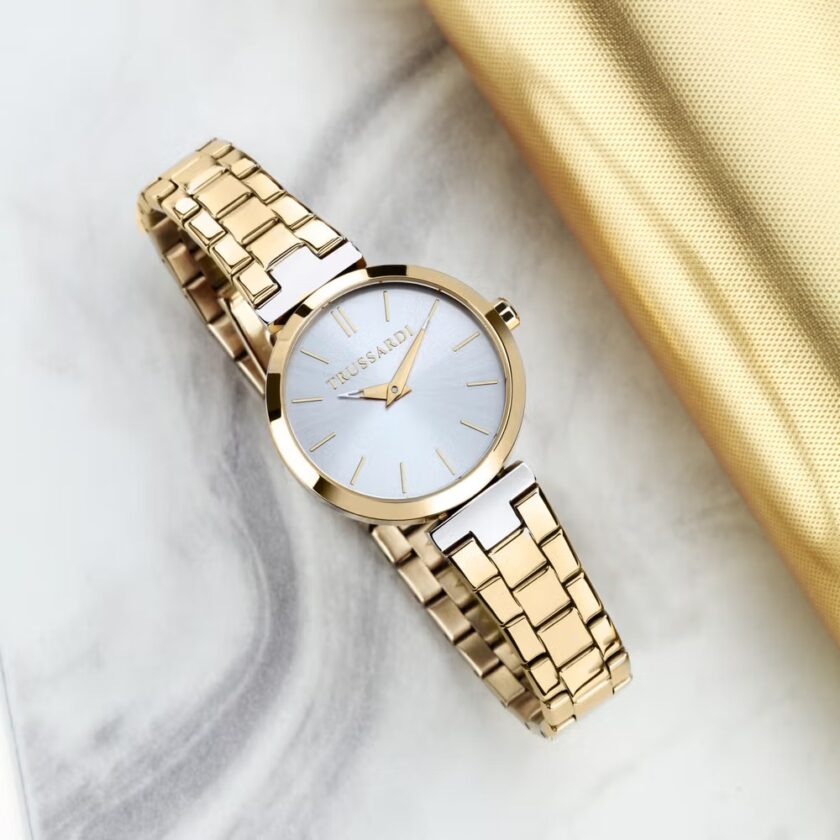 montre femme trussardi loud acier inoxydable, cadran rond blanc 30mm, bracelet bi couleur doré, résistante 50 mètres r2453164507