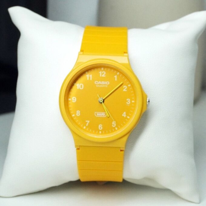 Montre analogique homme Casio MQ-24B-9BDF – Résine biosourcée, Étanche, Précision ±20s/mois, Bracelet 145-205mm, Verre résine, 3 ans batterie – Noir