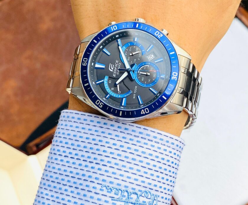 montre homme casio edifice classic efr 552d 2avudf – chronographe, acier inoxydable, cadran bleu, Étanchéité 10 bar, bracelet argent