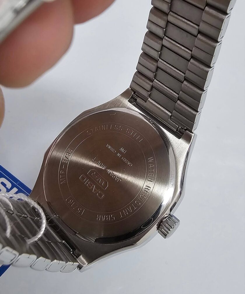 montre homme casio affichage jour/date, bracelet acier inoxydable, Étanche, style classique acier noir mtp e735d 1av