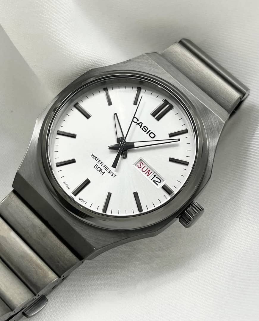 montre analogique homme casio enticer quartz, cadran argenté, acier inoxydable, etanche argent mtp e735b 7avdf
