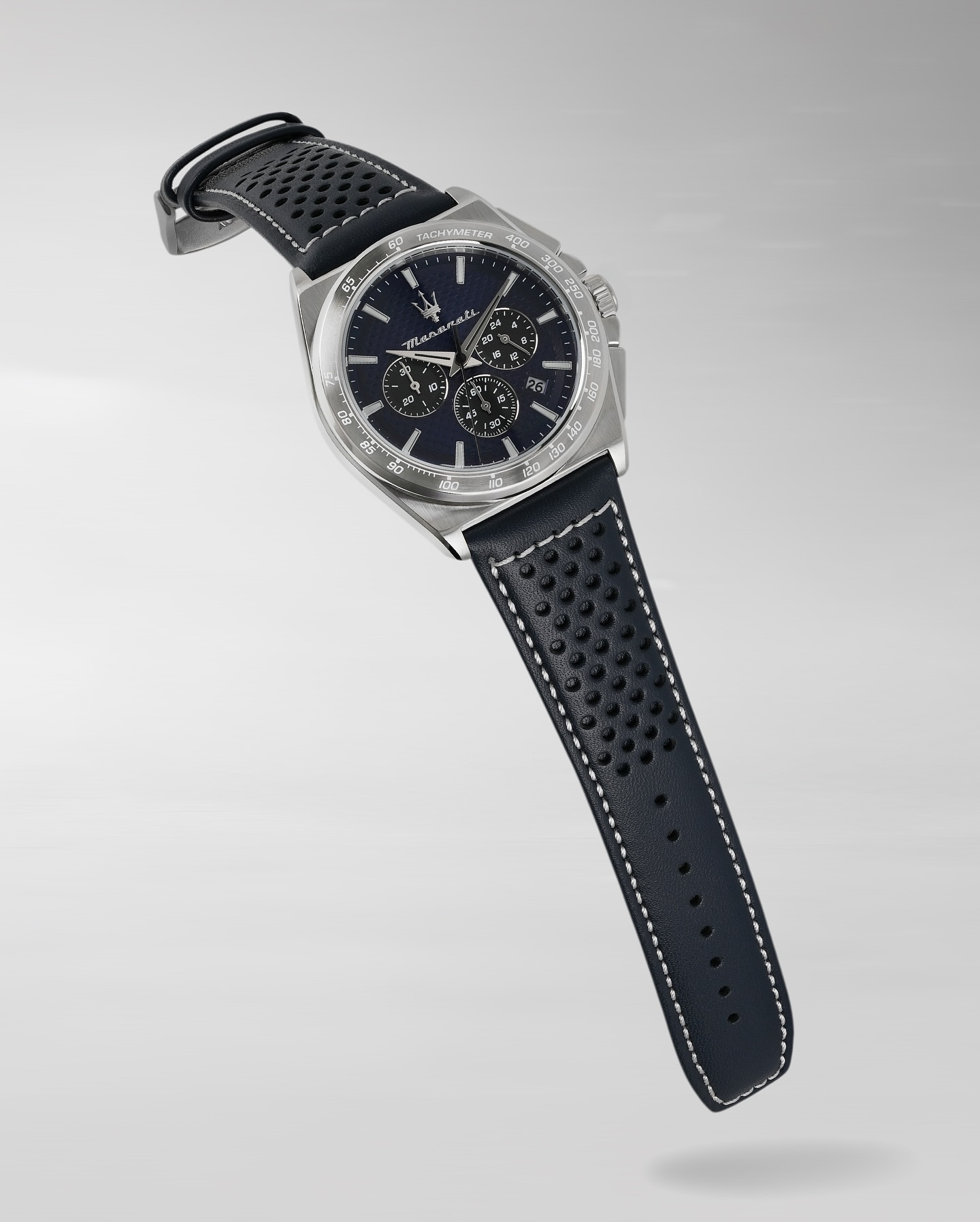 montre-maserati-homme-chronometre-11-seconde-30-minutes-calendrier-43mm-etanche-100m-cadran-bleu-bracelet-cuir-r8871652001-r8871652001