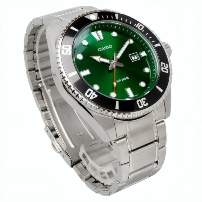 Montre Classique Homme Casio MDV-107D-3A2VDF - Acier Inoxydable, Quartz, Étanche 200m, Bracelet Métal - Argenté - Référence MDV-107D-3A2VDF