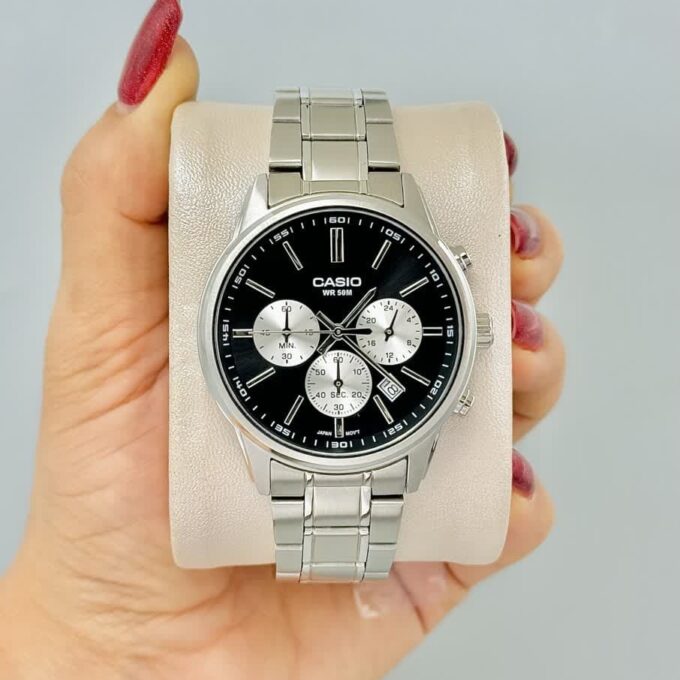 Montre Classique Homme Casio MTP-E515D-1AVDF – Acier Inoxydable, Bracelet Métal, Étanche, Design Élégant – Argenté – Chronographe - MTP-E515D-1AVDF