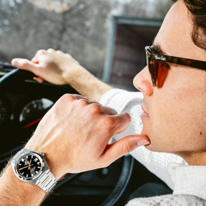 Montre Chic Homme Casio Edifice – Acier Inoxydable, Quartz Analogique, Étanche 100m, Verre Saphir, Bracelet Métal Argenté à Boucle Déployante, Dateur, Boîtier Rond 38mm – Argenté – Référence à préciser - EFB-109D-1AVDF