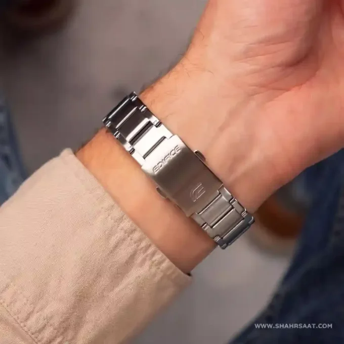 Montre Classique Homme Solaire Casio EFS-S570D-5AUDF – Chronomètre, Verre Saphir Antireflet, Acier Inoxydable, Bracelet Ajustable, Etanche 100m, Précision ±20s/mois, Argent