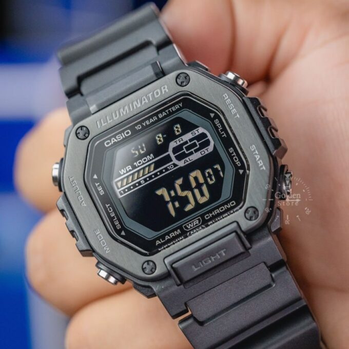 Montre Sport Homme Casio – Résine et Acier Inoxydable, Quartz Digital, Étanche 100m, Verre Résine, Lunette Noire Plaquée Ionique, Double Fuseau Horaire, Chronomètre 1/100s, Compte à Rebours 24h, Alarme Quotidienne, Rétroéclairage LED Ambre, Autonomie 10 Ans – MWD-110HB-1BVDF